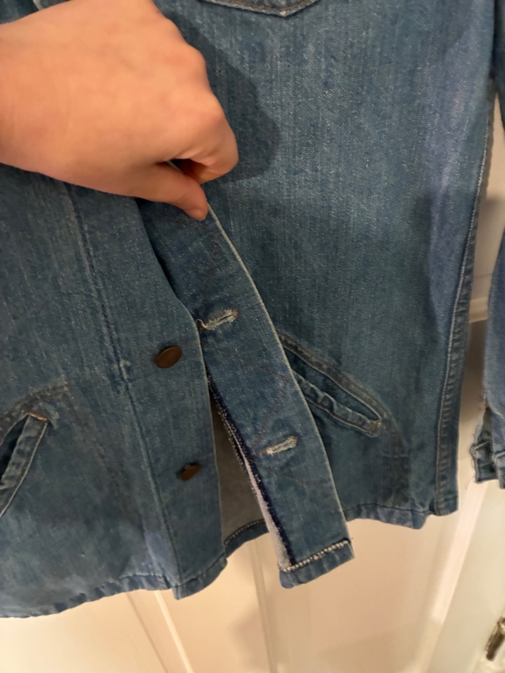 EUC VINTAGE WRANGLER Classic Blue Denim Jeans Jacket - Picture 6 of 8